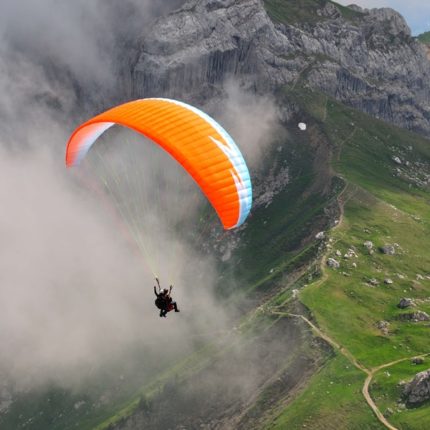 Paragliding in Uttarakhand